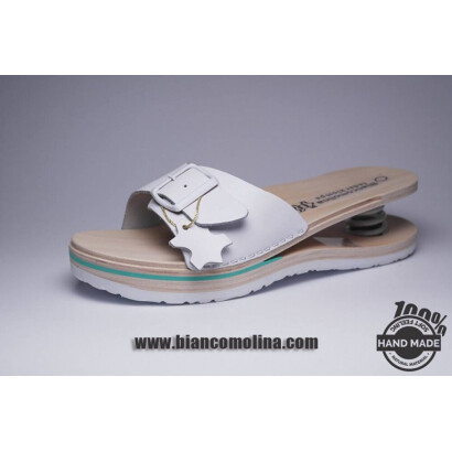 Odprti ženski čevlji Biancomolina z vzmetjo in masažnim vložkom