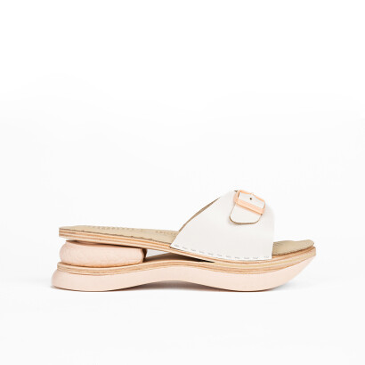 Odprti ženski čevlji Biancomolina z zračno blazinico in masažnim vložkom